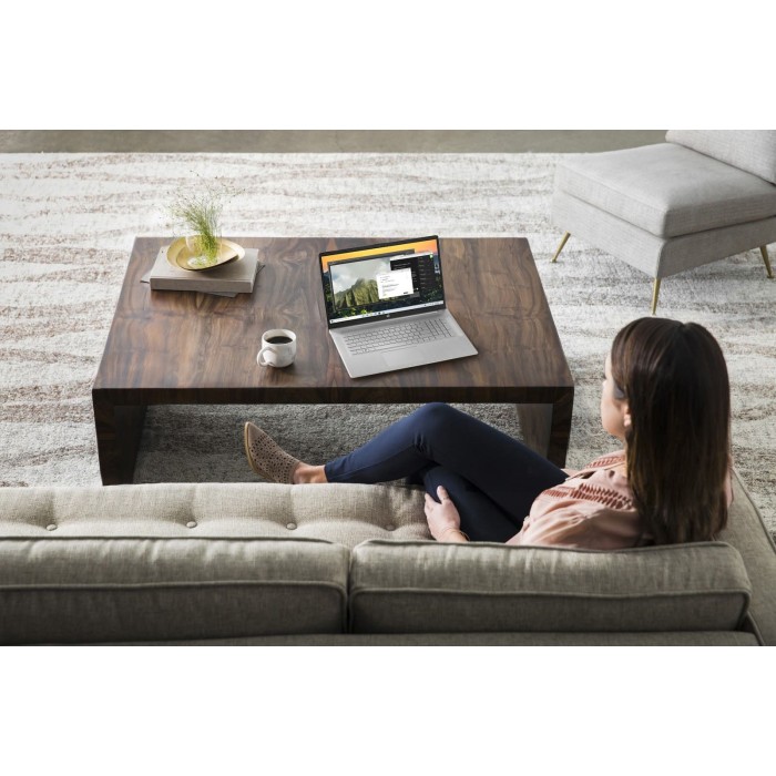Ноутбук HP 17-cn3002ua 17.3